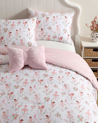 Ballerina Divas Pink Microfiber Comforter close up view