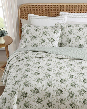 Portland Floral Green Cotton Reversible Quilt Set closeup