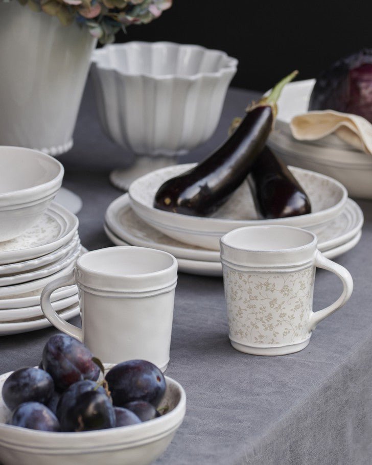 Ib Laursen - Set your table with our Mynte stoneware in the