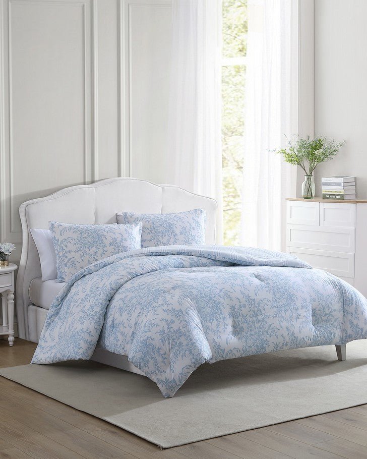 https://www.lauraashleyusa.com/cdn/shop/products/bedford-blue-comforter-set-721449.jpg?v=1680666323