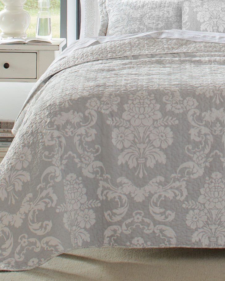 Venetia Grey Reversible Quilt Set