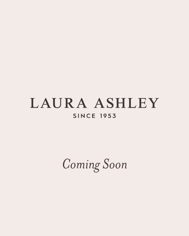 Laura Ashley, Elegant Bedding and Wallpaper